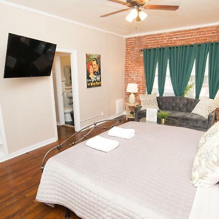 The Canterbury Suites Λος Άντζελες Εξωτερικό φωτογραφία